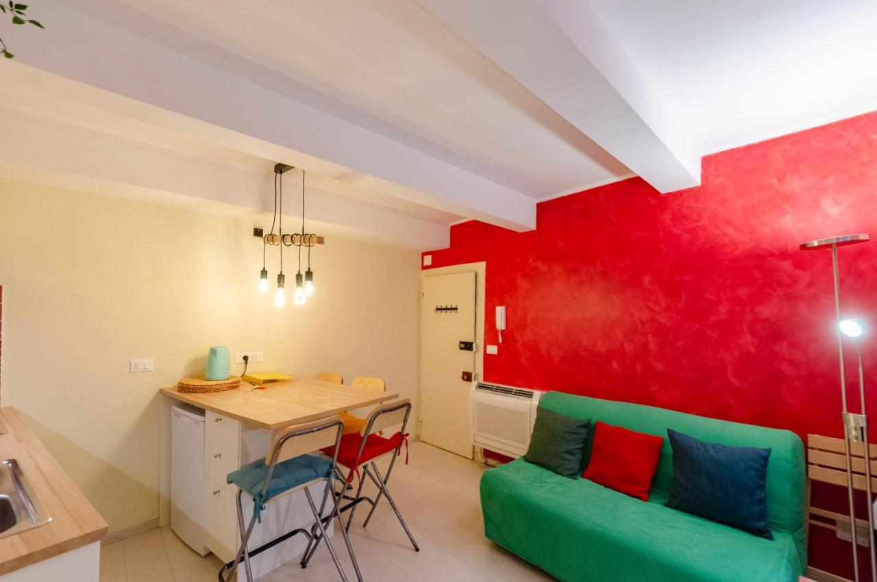 Appartement Joivy Cosy Flat In The Centre à Gênes Extérieur photo
