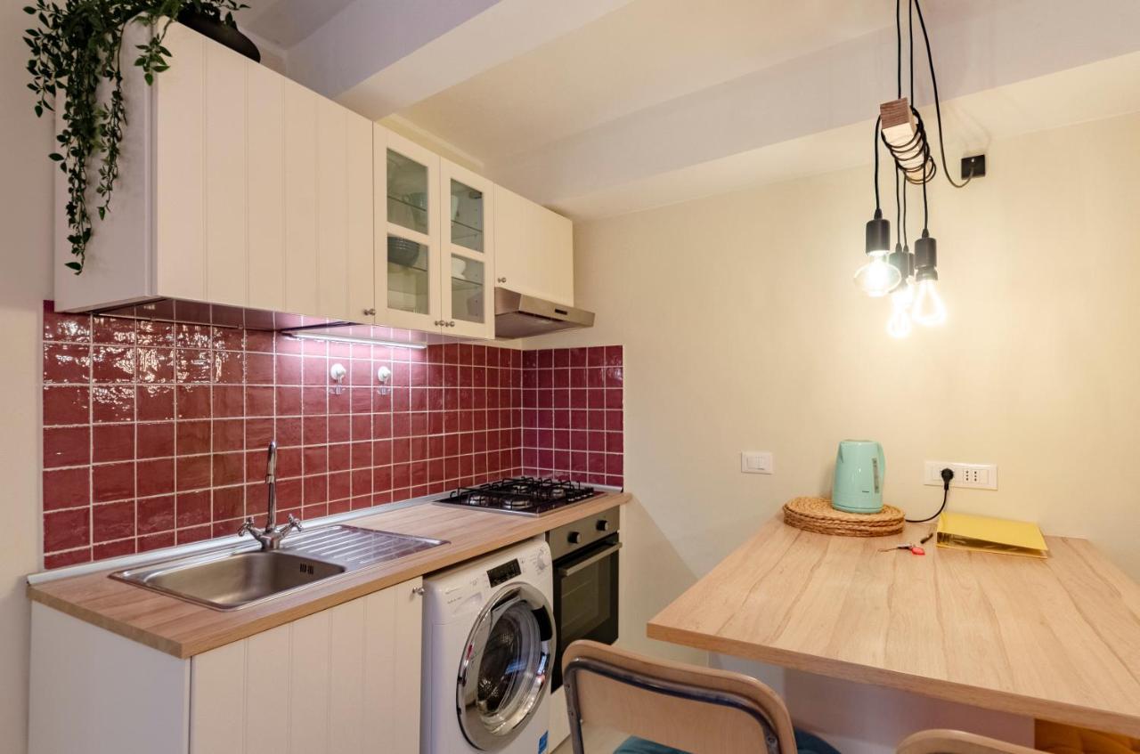 Appartement Joivy Cosy Flat In The Centre à Gênes Extérieur photo