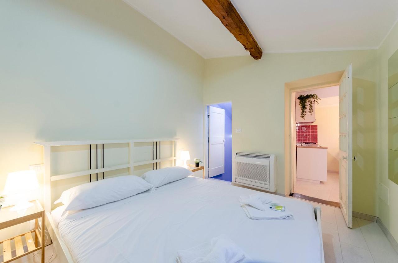 Appartement Joivy Cosy Flat In The Centre à Gênes Extérieur photo